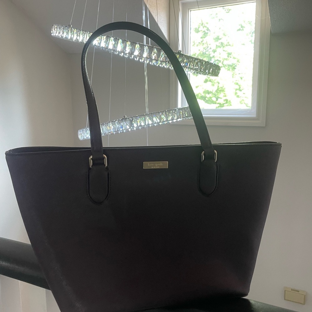 Kate Spade Tote bag - never used. Pick up in Markham. $100 or best offer - Picture 2 of 2